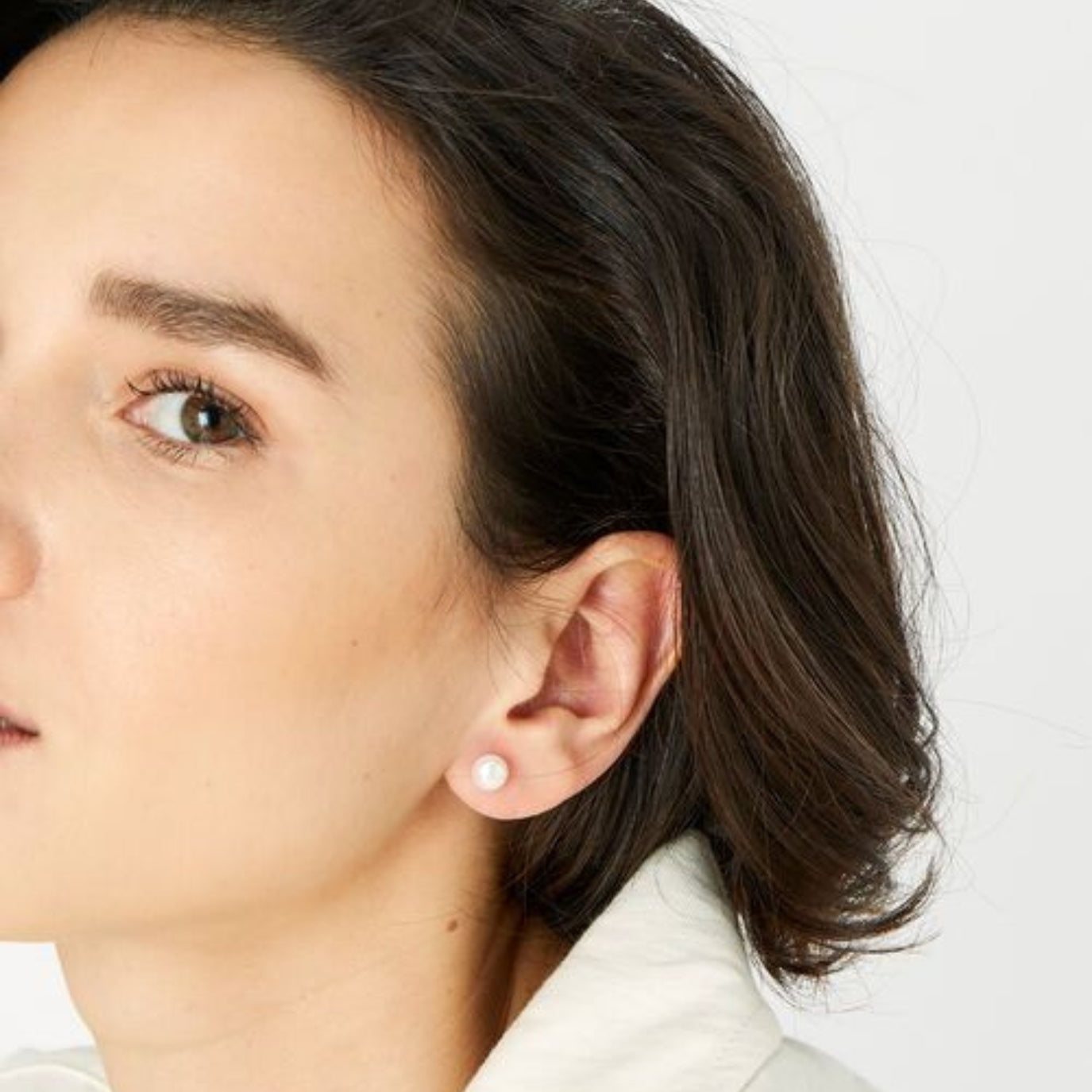 Pure 925 Hallmarked Silver Freshwater Pearl Stud Earrings